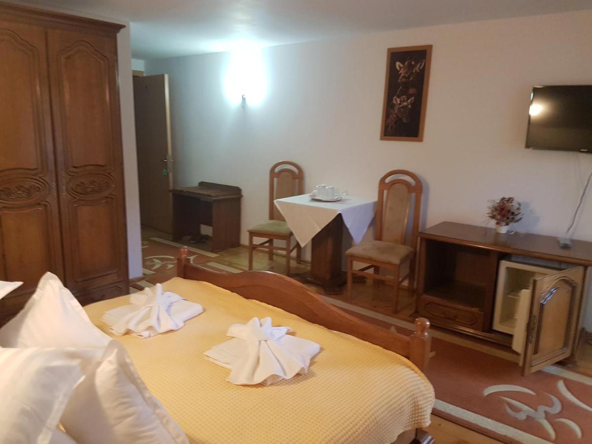 Grandemi Belvedere Bucovina Frasin Bagian luar foto