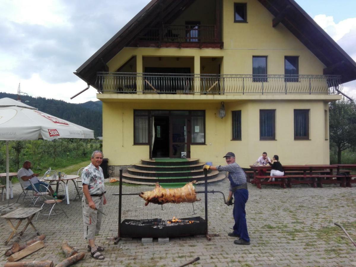 Grandemi Belvedere Bucovina Frasin Bagian luar foto