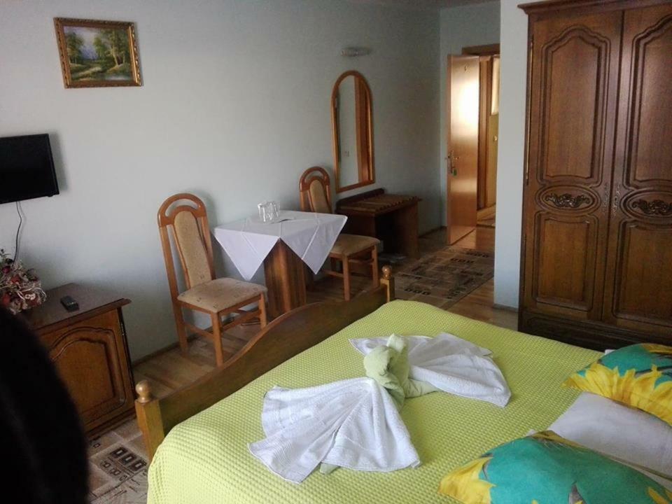 Grandemi Belvedere Bucovina Frasin Bagian luar foto