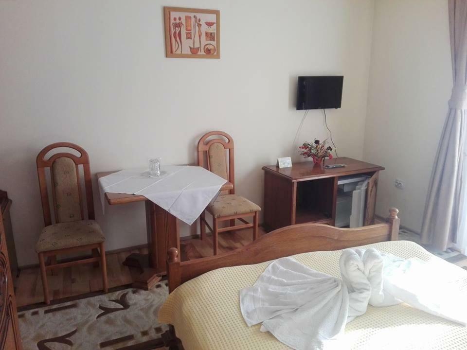 Grandemi Belvedere Bucovina Frasin Bagian luar foto